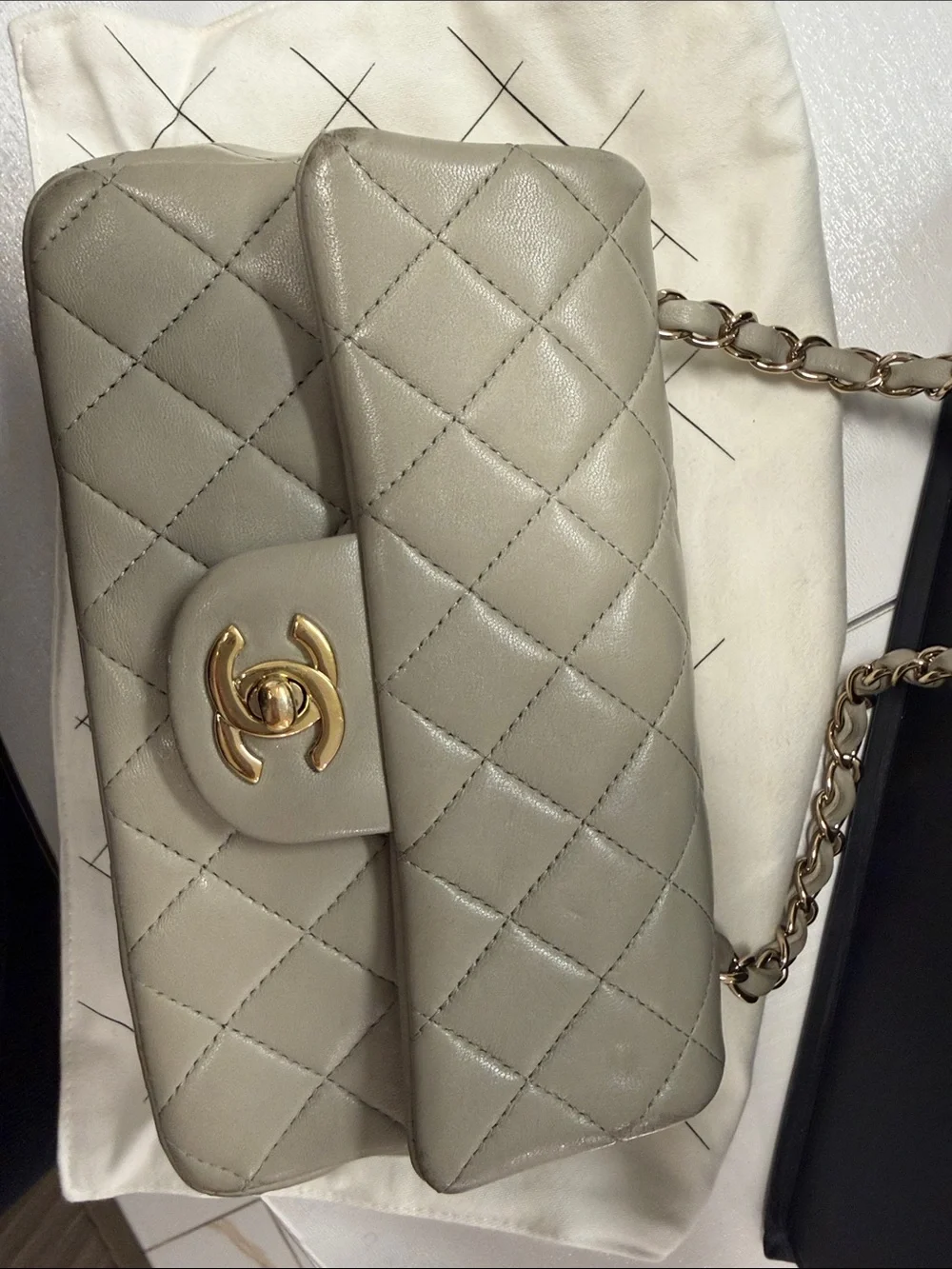 Classic Single Flap Bag Quilted Lambskin Mini Grey - Picture 5 of 10